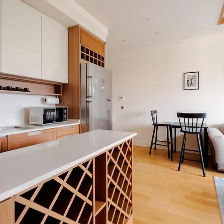 Charming Flat W Balcony 12 Min To Pera Museum Appartement Istambul