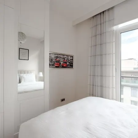Charming Flat W Balcony 12 Min To Pera Museum Appartement